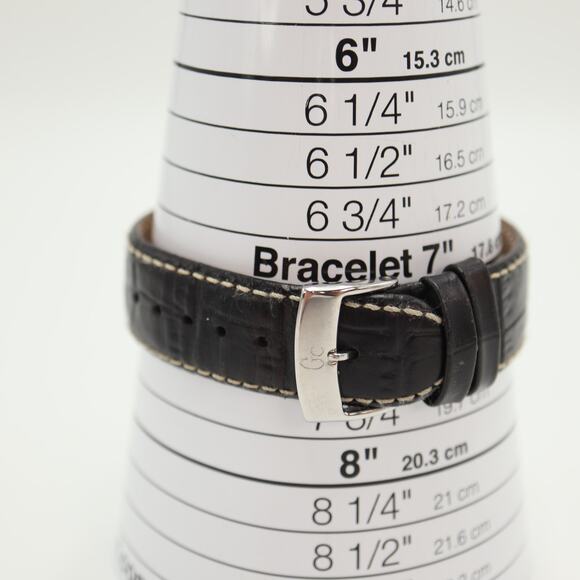 Guess GC Collection Swiss Made Small Seconds 29mm Tank Watch w New Battery - Picture 5 of 16